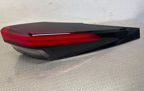 Toyota C-HR II Rear/tail lights 81551F4200