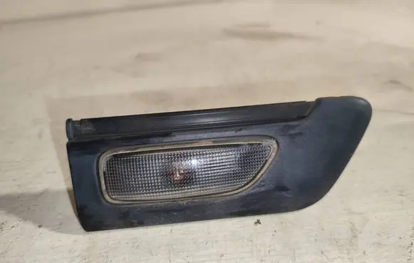 Volvo S80 Front fender indicator light 9178688 9154752