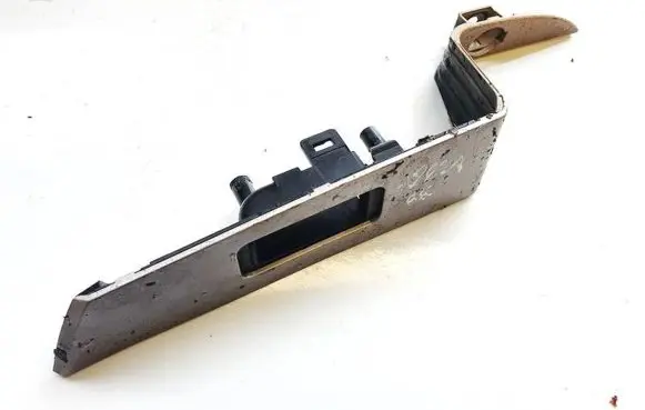 Nissan Murano Z50 Front door window switch trim 