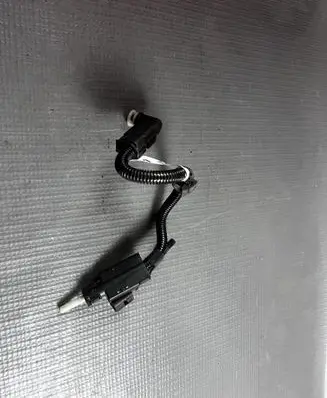 Audi SQ7 AdBlue supply pipe 4M0131960 4M0131960A