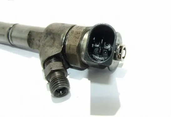Mercedes-Benz B W245 Fuel injector 0445110167