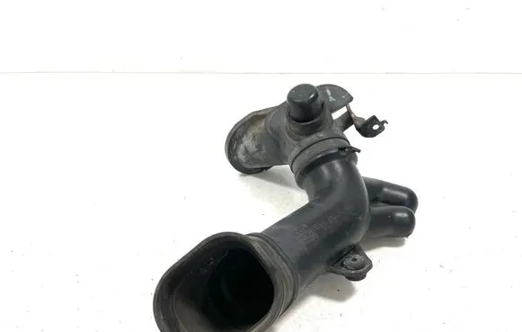 Honda Civic Air intake hose/pipe