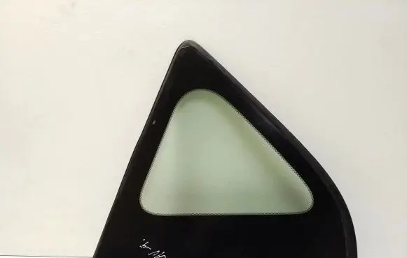 Toyota RAV 4 (XA30) Rear side window 43R00122