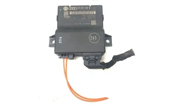 Audi A6 S6 C6 4F Gateway control module 4F0907468M 4F0907468F