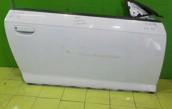 Audi A3 S3 8P Front door PRZOD PRAWE