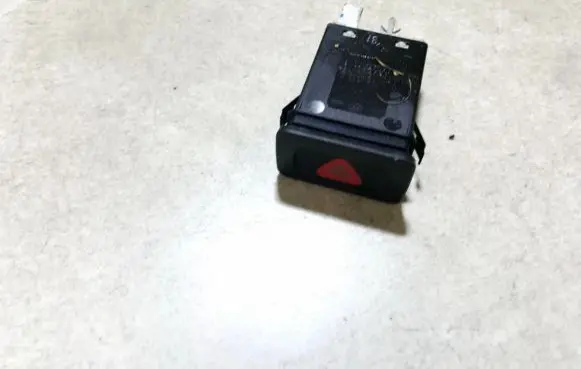 Volkswagen Golf IV Hazard light switch 1j0953235j 1j0953235h