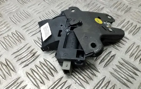 Audi A4 S4 B6 8E 8H Tailgate/trunk/boot lock/catch/latch 4F5827505B