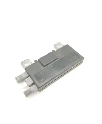 Mercedes-Benz E W210 Antenna control unit 2108200789