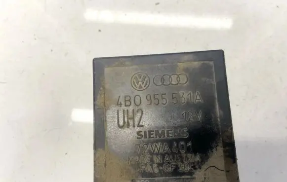 Volkswagen Golf IV Other relay 4b0955531