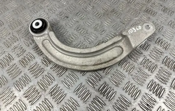 Rear control arm