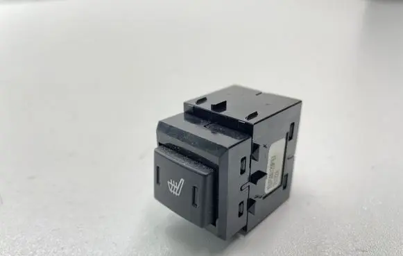 Land Rover Range Rover Sport L320 Seat heating switch YUF500120PVJ