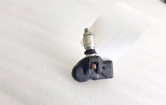 Porsche Macan (95B) Tire pressure sensor 5Q0907275