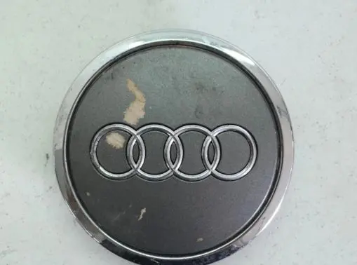 Audi A6 S6 C6 4F Original wheel cap 4B0607170A
