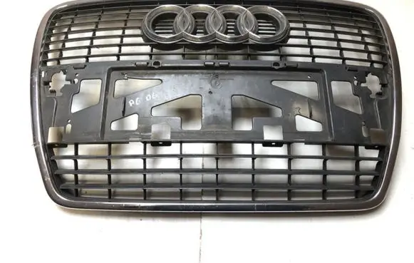 Audi A6 S6 C6 4F Front bumper upper radiator grill 4F0853651
