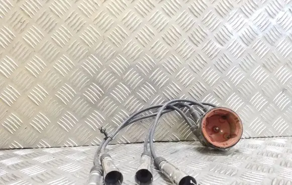 Audi 80 90 S2 B4 Spark distributor 032035255