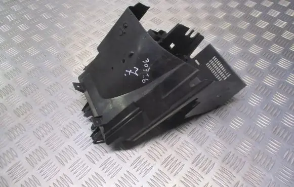 Peugeot 307 Battery box tray 