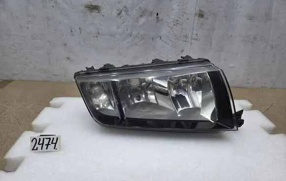 Skoda Fabia Mk1 (6Y) Headlight/headlamp 246366