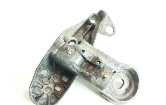 Audi A6 S6 C5 4B Engine mounting bracket 4B0199351D