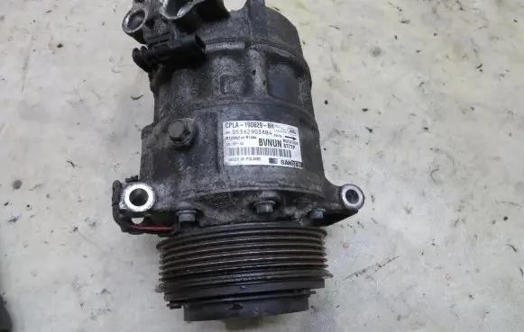 Jaguar XE Air conditioning (A/C) compressor (pump) CPLA-19D629-BH