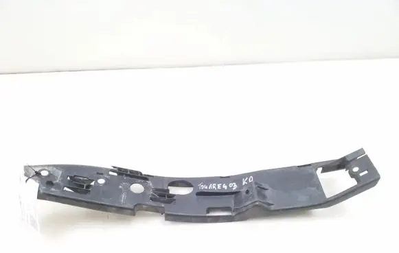 Volkswagen Touareg I Front bumper mounting bracket 7L6807183A