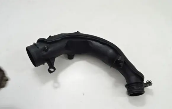 Intercooler hose/pipe
