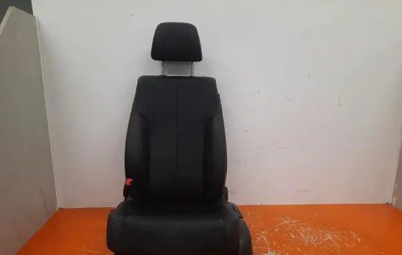 Volkswagen PASSAT B6 Front driver seat 3C0881105H