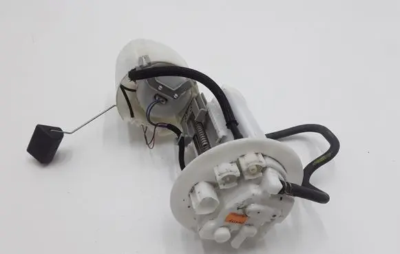 Lexus CT 200H In-tank fuel pump 7702047092