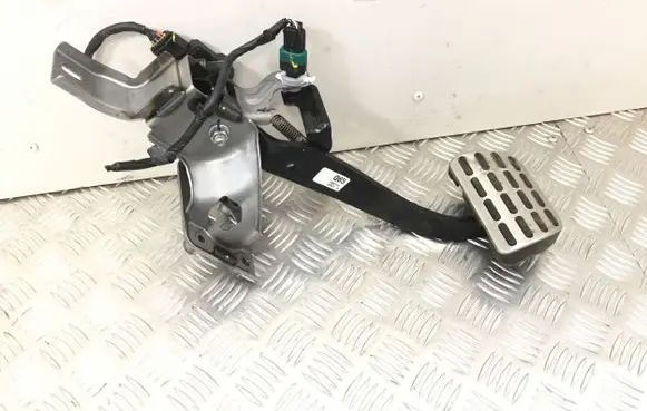 KIA Sportage Brake pedal 32800F1745