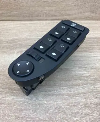 BMW 5 E39 Electric window control switch 8368966 068065