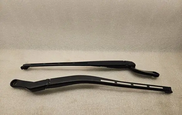 Audi A6 Allroad C5 Front wiper blade arm 4B1955407D 4B1955408D