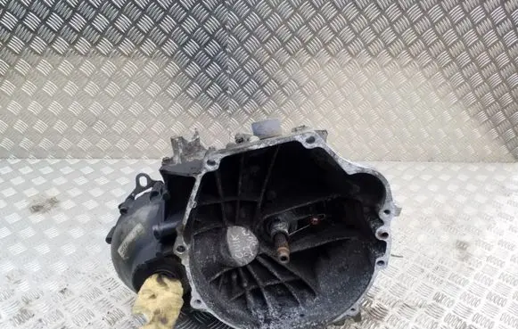 Manual 6 speed gearbox