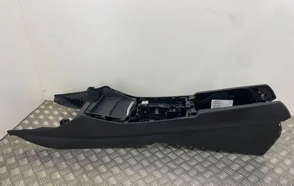 BMW X4 F26 Center console 