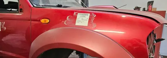 Nissan Navara Fender