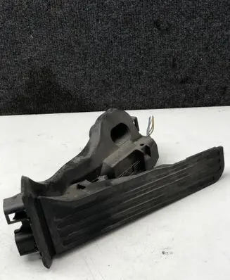 Skoda Superb B6 (3T) Accelerator throttle pedal 1K1723503