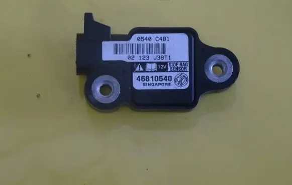 Alfa Romeo 147 Airbag deployment crash/impact sensor 46810540