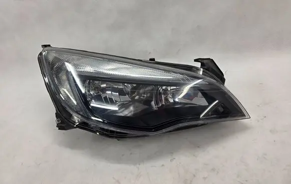 Opel Astra J Headlight/headlamp 13371596