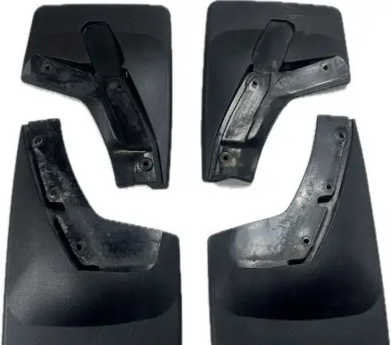 Cadillac Escalade IV Front wheel arch liner splash guards 110038