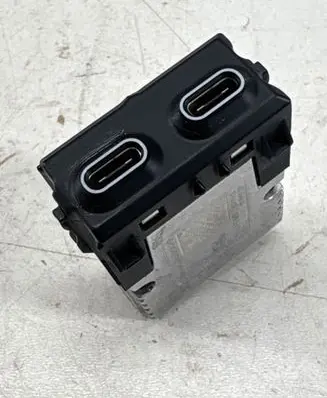 BMW iX USB socket connector 5A27DE6