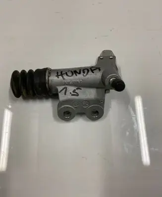 Honda Civic X Clutch slave cylinder 
