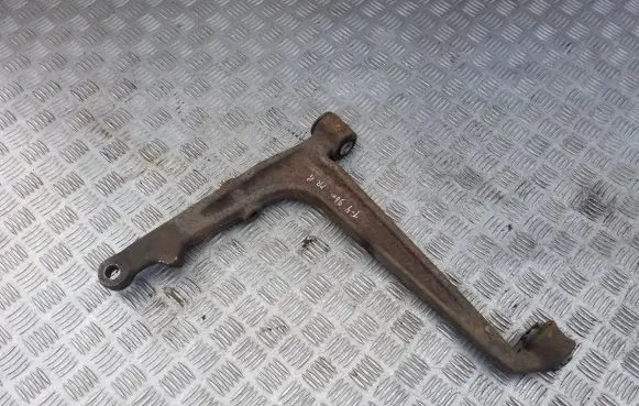 Volkswagen Transporter - Caravelle T4 Front lower control arm/wishbone 701407166
