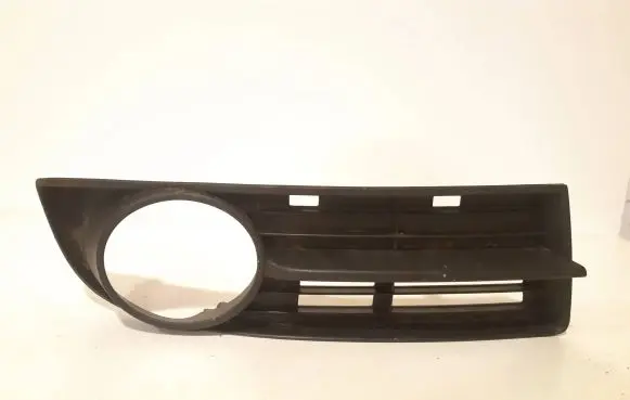 Volkswagen Touran I Front bumper lower grill 1T0853666A 13404