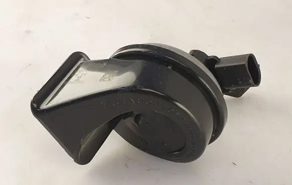 BMW 2 F22 F23 Horn signal 61337850336