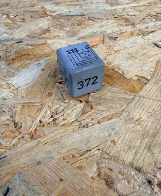 Audi A4 S4 B7 8E 8H Other relay 4D0951253