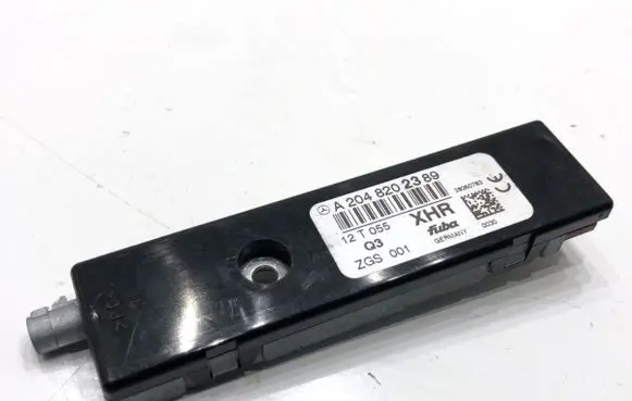 Mercedes-Benz GLK (X204) Sound amplifier A2048202389