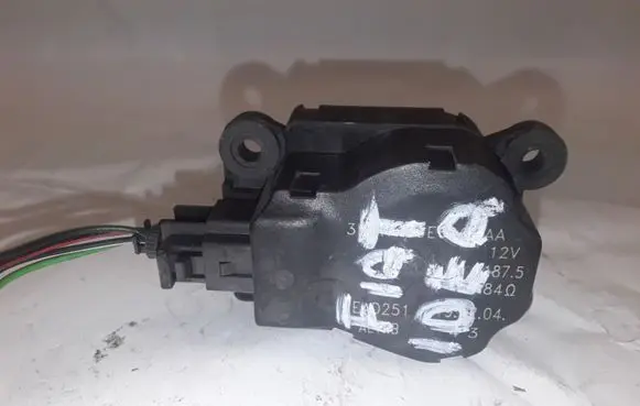 Fiat Idea Air flap motor/actuator 3M5H19E616AA EAD251 190204