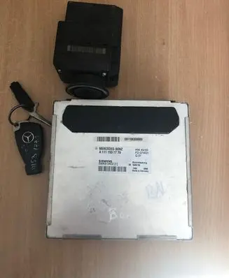 Mercedes-Benz C W203 Other control units/modules 1111531779 5wk90402 A2035450308