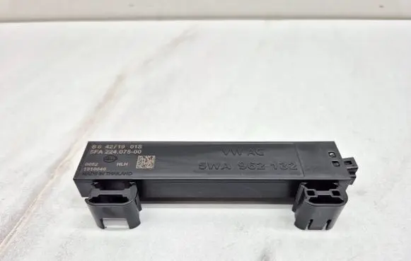 Volkswagen ID.3 Keyless system antenna 5WA962132 5FA224075 5FA22407500