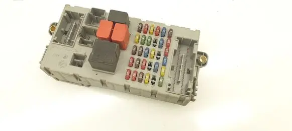Fiat Punto (188) Fuse module 46552681