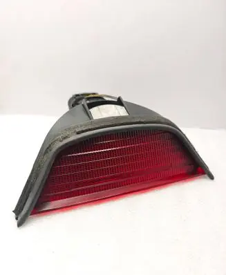 BMW 5 E39 Third/center stoplight 8385659