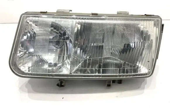 Tata Safari Headlight/headlamp 15080200